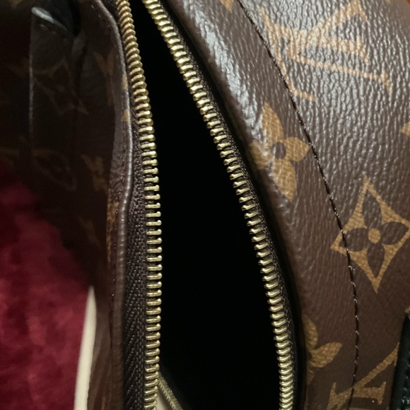 Louis Vuitton Palm Springs Mini backpack - Picture 6 of 13